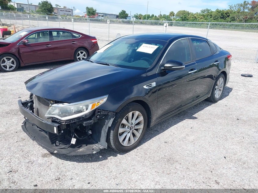 2018 Kia Optima VIN 5XXGT4L37JG252377 IAAI salvage auction — FRONT END, Salvage Title, sold $1,100 on 2026-07-23 (photo 2)