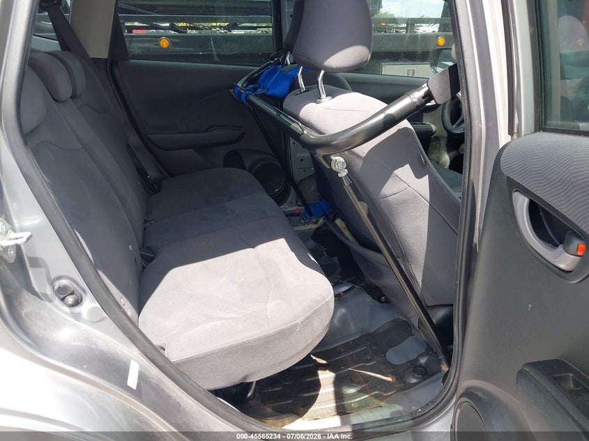2009 Honda Fit VIN JHMGE88269S022394 IAAI salvage auction — NORMAL WEAR, Clear (Florida), sold $475 on 2026-07-29 (photo 8)