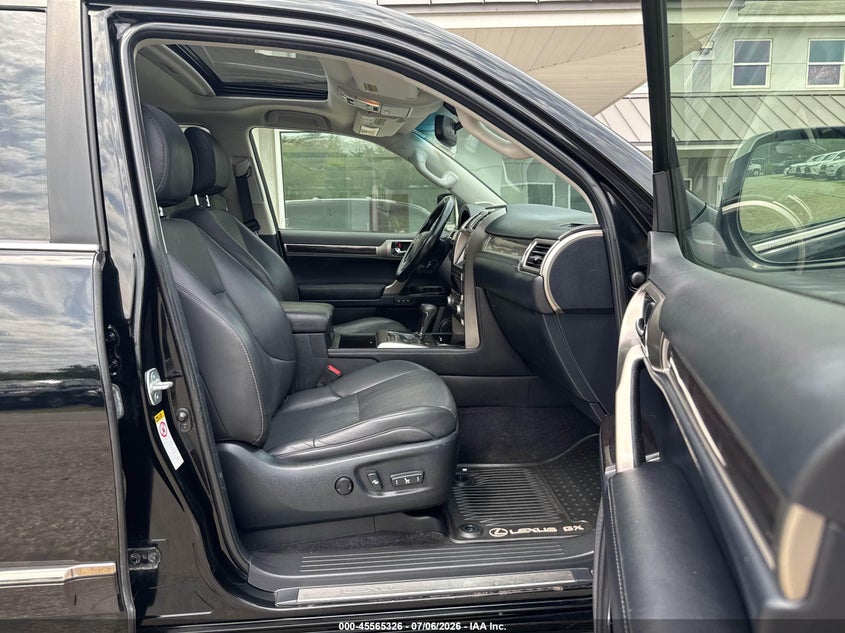 2014 Lexus Gx VIN JTJBM7FX1E5069216 IAAI salvage auction — LEFT FRONT, Salvage Title, sold $13,275 on 2026-07-29 (photo 5)
