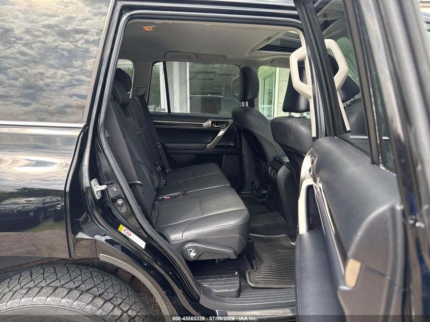 2014 Lexus Gx VIN JTJBM7FX1E5069216 IAAI salvage auction — LEFT FRONT, Salvage Title, sold $13,275 on 2026-07-29 (photo 8)