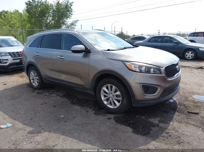 2017 Kia Sorento VIN 5XYPGDA32HG189430 IAAI salvage auction — NORMAL WEAR, Clear (Texas), sold $2,500 on 2026-07-13 (photo 1)