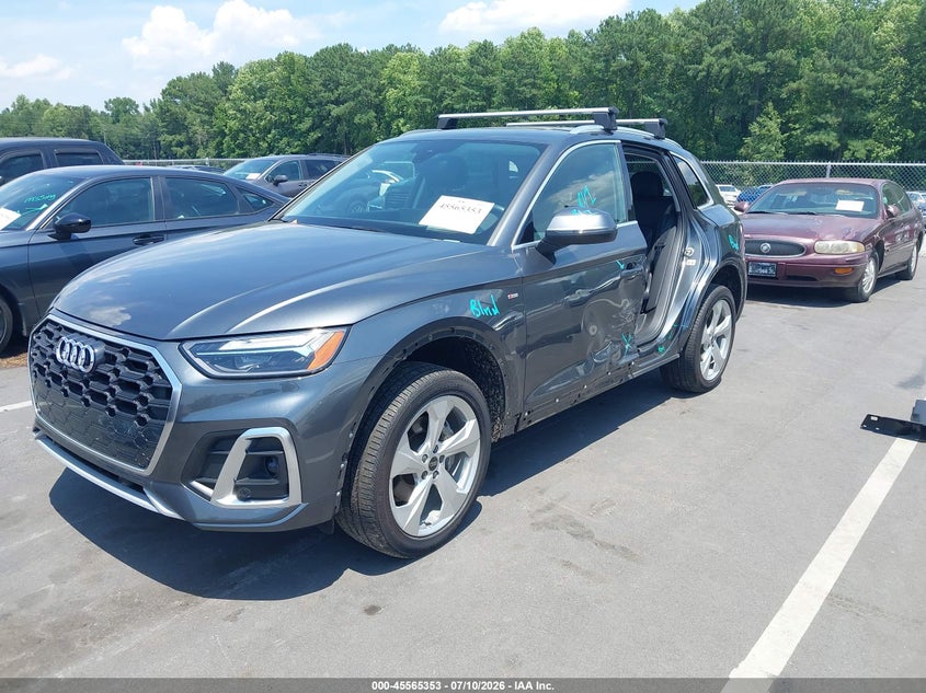 2023 Audi Q5 VIN WA1EAAFY5P2170224 IAAI salvage auction — SIDE, Salvage Title, sold $14,750 on 2026-10-14 (photo 2)