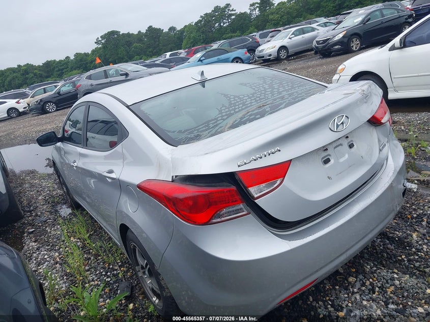 2013 Hyundai Elantra VIN KMHDH4AE8DU720720 IAAI salvage auction — REAR END, Salvage (Idaho), sold $325 on 2026-07-28 (photo 3)