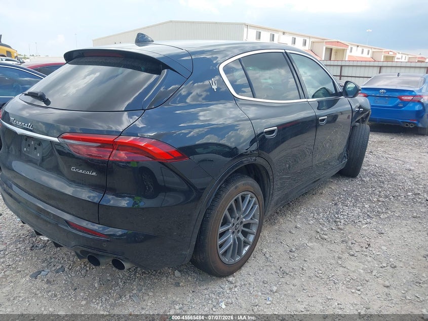 2024 Maserati Grecale VIN ZN6PMDAA0R7449523 IAAI salvage auction — RIGHT FRONT, Enterprise Vehicles Clear Only (Oklahoma), sold $17,950 on 2026-07-09 (photo 4)