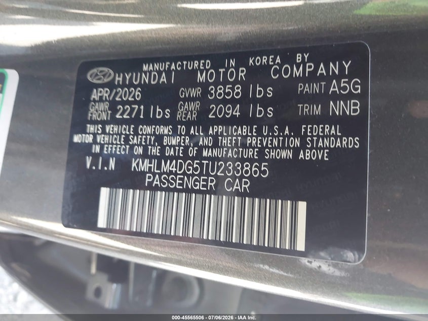 2026 Hyundai Elantra VIN KMHLM4DG5TU233865 IAAI salvage auction — SIDE, Salvage Title, sold $9,900 on 2026-07-18 (photo 9)