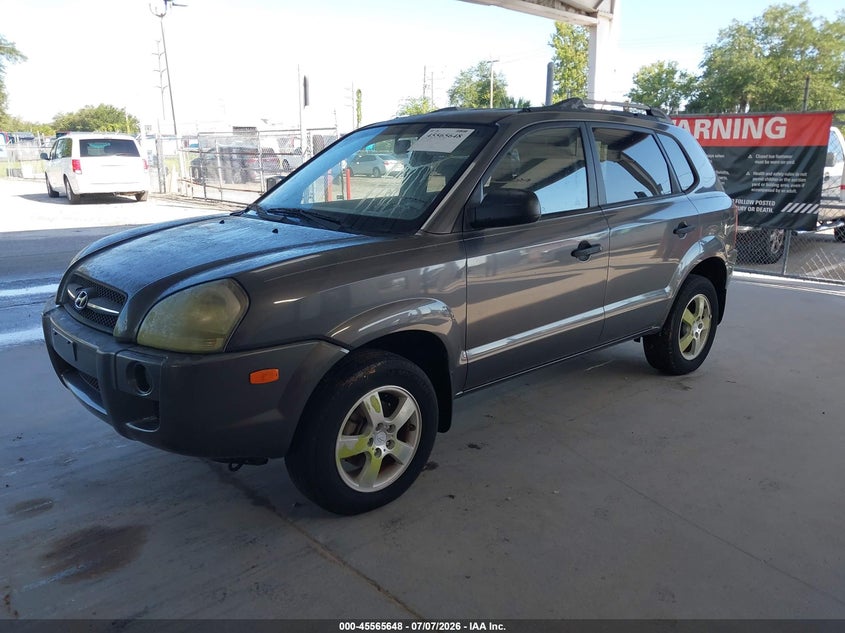 2008 Hyundai Tucson VIN KM8JM12B78U814059 IAAI salvage auction — NORMAL WEAR, Clear (Florida), sold $1,250 on 2026-07-15 (photo 2)