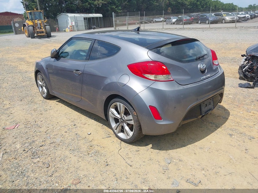 2013 Hyundai Veloster VIN KMHTC6AD2DU151750 IAAI salvage auction — NORMAL WEAR, Clear (Virginia), sold $675 on 2026-07-27 (photo 3)