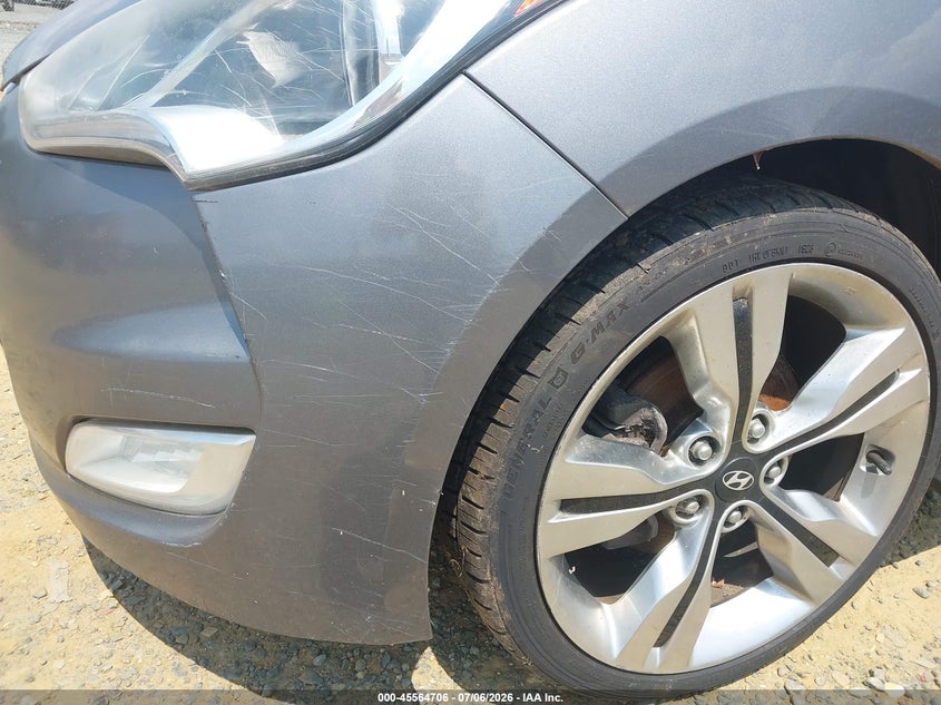 2013 Hyundai Veloster VIN KMHTC6AD2DU151750 IAAI salvage auction — NORMAL WEAR, Clear (Virginia), sold $675 on 2026-07-27 (photo 6)