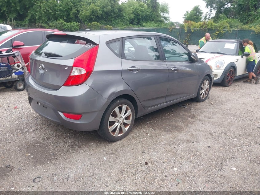 2014 Hyundai Accent VIN KMHCU5AE4EU188879 IAAI salvage auction — NORMAL WEAR, Clear (Maryland), sold $375 on 2026-07-20 (photo 4)