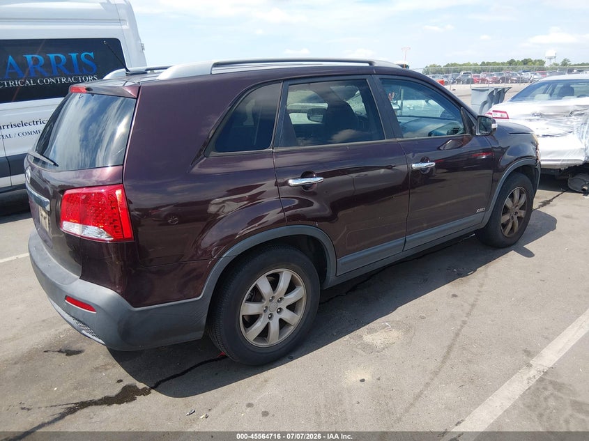 2012 Kia Sorento VIN 5XYKTDA25CG226797 IAAI salvage auction — NORMAL WEAR, Clear (North Carolina), sold $875 on 2026-07-29 (photo 4)