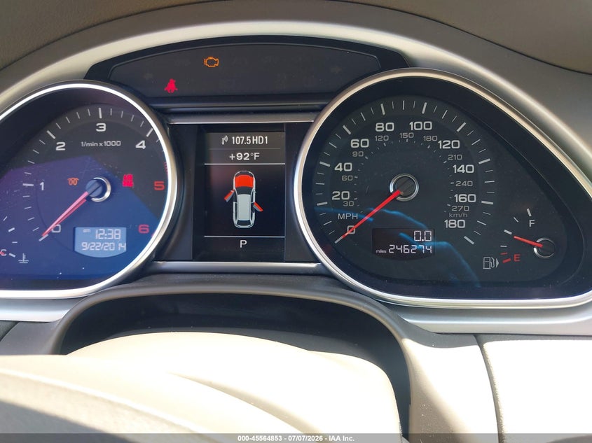 2013 Audi Q7 VIN WA1VMAFE2DD015028 IAAI salvage auction — NORMAL WEAR, Clear (Illinois), sold $700 on 2026-07-29 (photo 7)