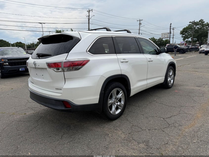 2015 Toyota Highlander VIN 5TDYKRFH2FS110262 IAAI salvage auction — FRONT END, Clear (New York), sold $8,950 on 2026-07-22 (photo 4)