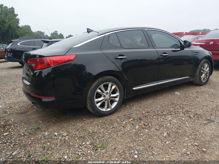 2013 Kia Optima VIN 5XXGN4A73DG237590 IAAI salvage auction — NORMAL WEAR, Clear (Virginia), sold $375 on 2026-07-16 (photo 4)