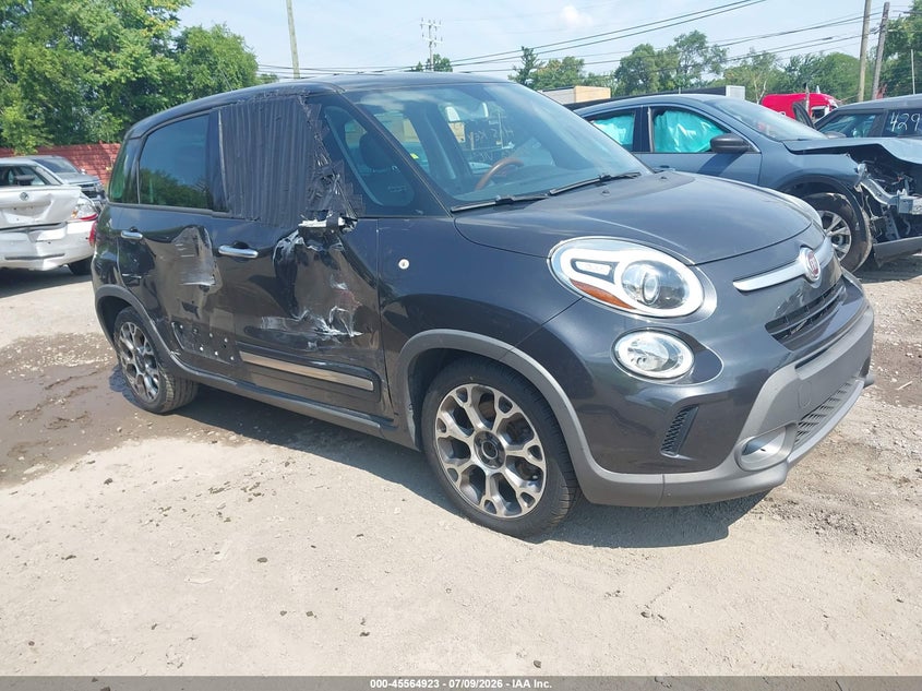 2014 Fiat 500l VIN ZFBCFADH1EZ022564 IAAI salvage auction — SIDE, Clear (Michigan), sold $750 on 2026-08-16 (photo 1)