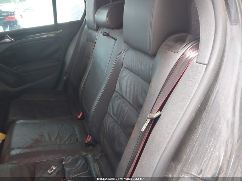2014 Volkswagen Gti VIN WVWHD7AJXEW010689 IAAI salvage auction — RIGHT FRONT, Rebuildable (Florida), sold $875 on 2026-07-22 (photo 8)