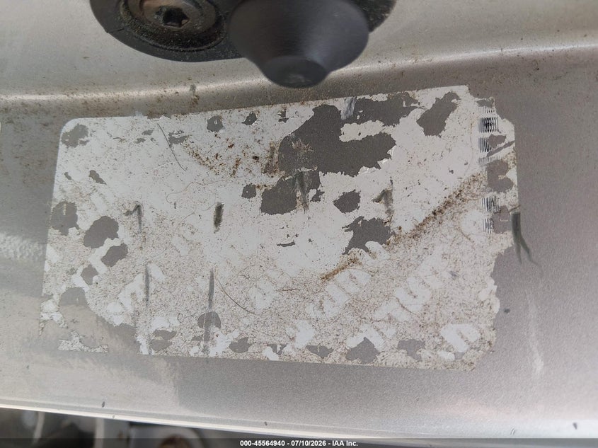 2004 Pontiac Vibe VIN 5Y2SL62834Z444805 IAAI salvage auction — NORMAL WEAR, Clear (Illinois), sold $925 on 2026-07-29 (photo 9)