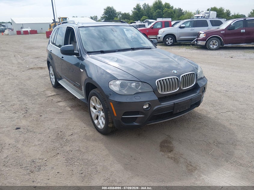 2013 BMW X5 VIN 5UXZV4C57D0E08266 IAAI salvage auction — NORMAL WEAR, Regular Certificate (Iowa), sold $475 on 2026-07-29 (photo 1)