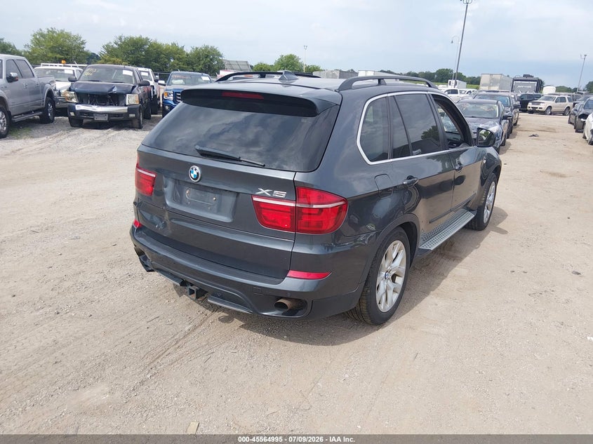 2013 BMW X5 VIN 5UXZV4C57D0E08266 IAAI salvage auction — NORMAL WEAR, Regular Certificate (Iowa), sold $475 on 2026-07-29 (photo 4)