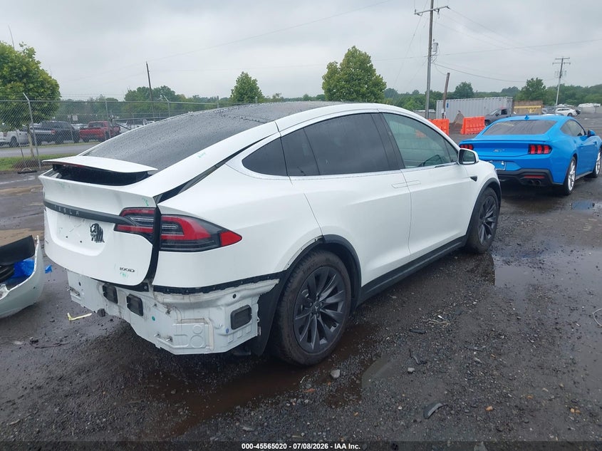 2017 Tesla Model x VIN 5YJXCDE25HF076494 IAAI salvage auction — REAR END, Salvage (Virginia), sold $6,900 on 2026-07-29 (photo 4)