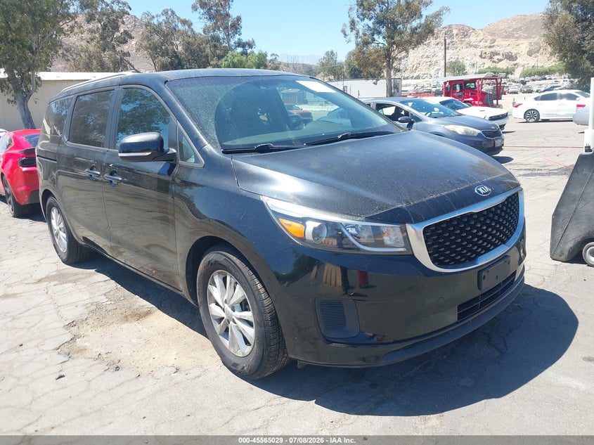 2017 Kia SEDONA VIN KNDMB5C14H6324929 IAAI salvage auction — NORMAL WEAR, Clear - Dealer Only (California), sold $900 on 2026-07-28 (photo 1)