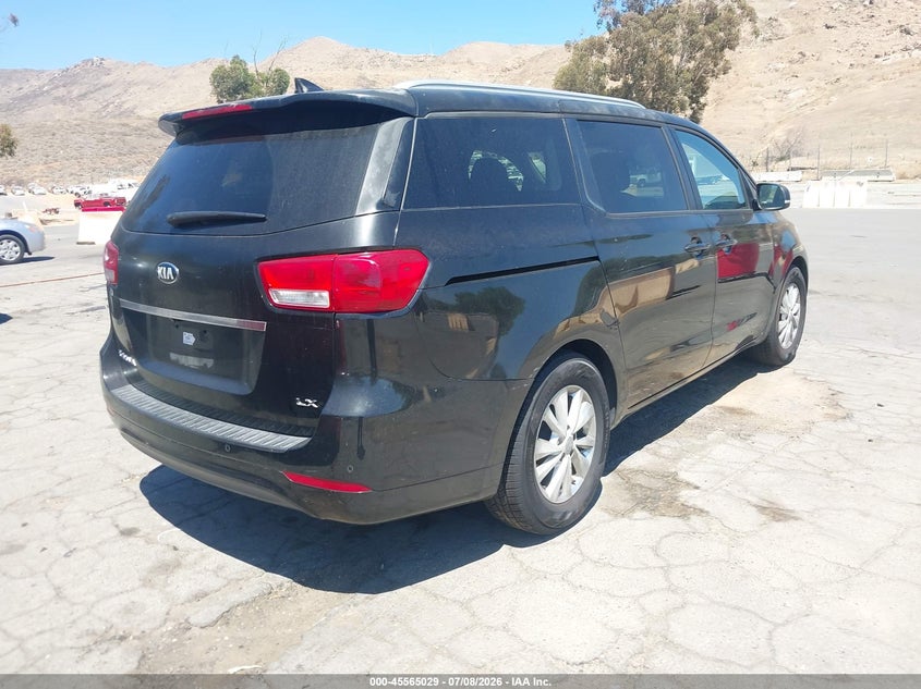 2017 Kia SEDONA VIN KNDMB5C14H6324929 IAAI salvage auction — NORMAL WEAR, Clear - Dealer Only (California), sold $900 on 2026-07-28 (photo 4)