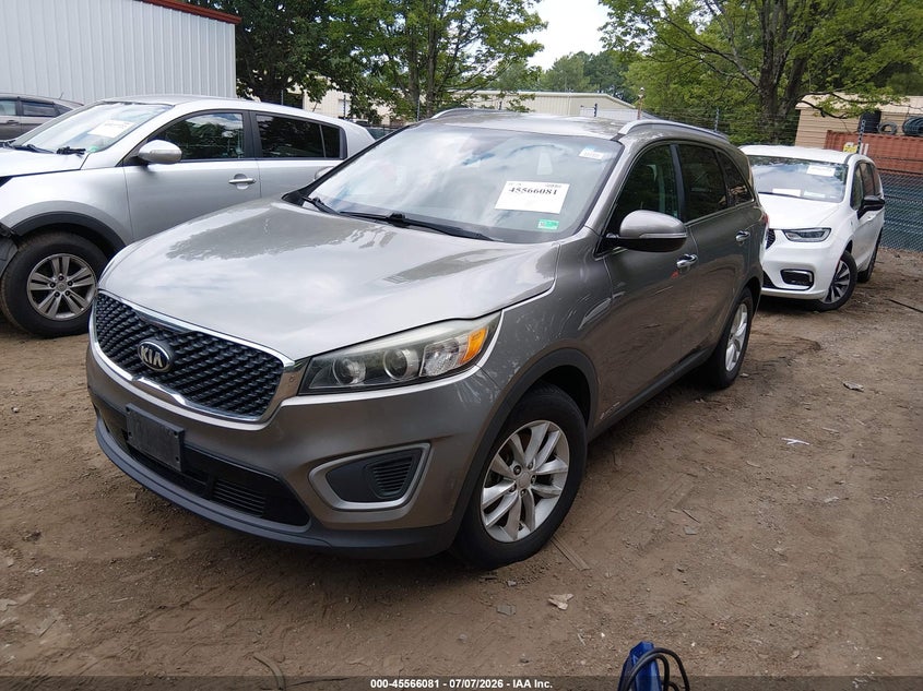 2017 Kia Sorento VIN 5XYPGDA52HG227384 IAAI salvage auction — ELECTRICAL, Clear (Virginia), sold $1,750 on 2026-07-11 (photo 2)