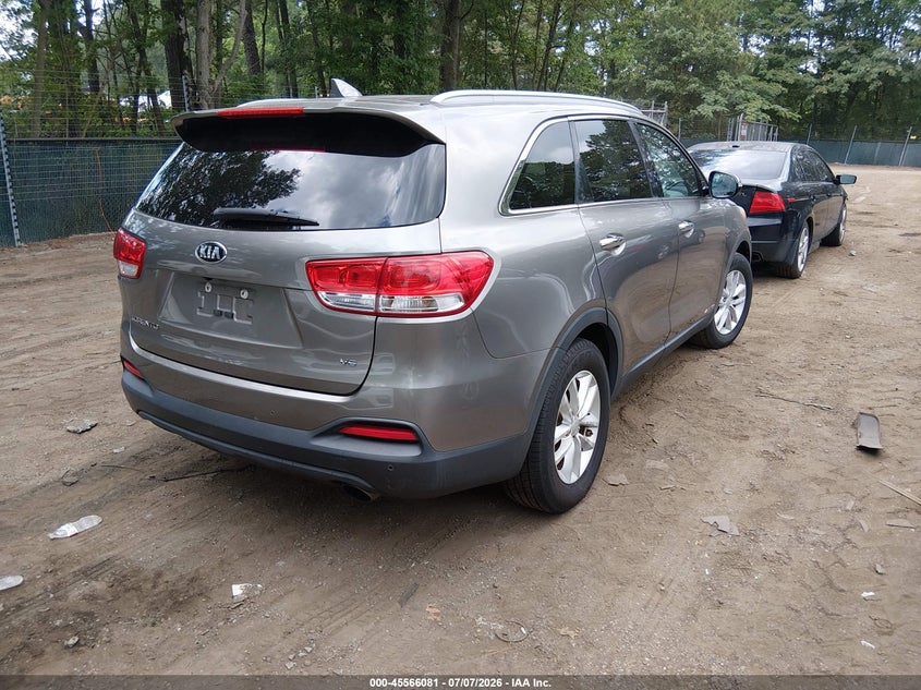 2017 Kia Sorento VIN 5XYPGDA52HG227384 IAAI salvage auction — ELECTRICAL, Clear (Virginia), sold $1,750 on 2026-07-11 (photo 4)