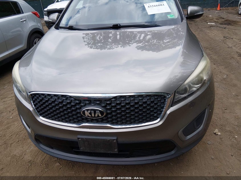 2017 Kia Sorento VIN 5XYPGDA52HG227384 IAAI salvage auction — ELECTRICAL, Clear (Virginia), sold $1,750 on 2026-07-11 (photo 6)