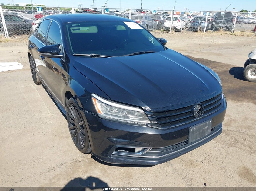 2017 Volkswagen Passat VIN 1VWBT7A34HC006036 IAAI salvage auction — NORMAL WEAR, Salvage Title, sold $1,000 on 2026-07-22 (photo 1)