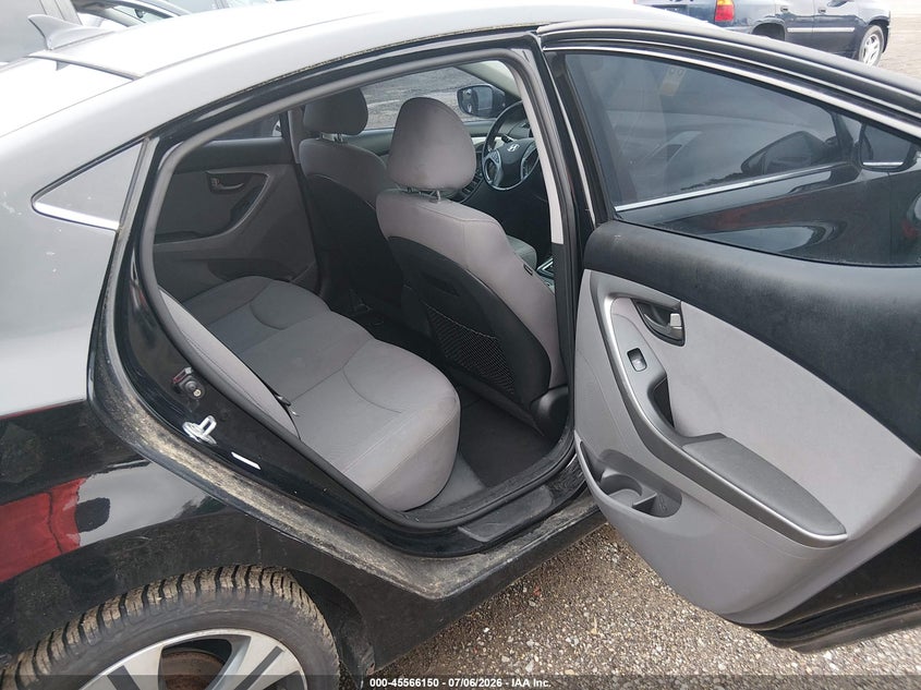 2016 Hyundai Elantra VIN KMHDH4AH4GU513174 IAAI salvage auction — NORMAL WEAR, Salvage Title, sold $1,675 on 2026-07-16 (photo 8)