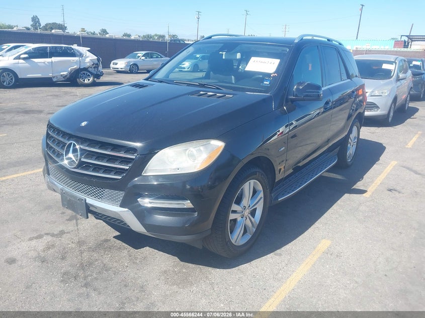 2012 Mercedes-benz M-klasse VIN 4JGDA5HB3CA001560 IAAI salvage auction — REAR END, Salvage Title, sold $2,150 on 2026-07-17 (photo 2)