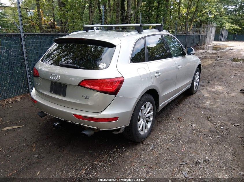 2013 Audi Q5 VIN WA1CFAFP8DA054386 IAAI salvage auction — MECHANICAL, Clear (Virginia), sold $650 on 2026-07-12 (photo 4)