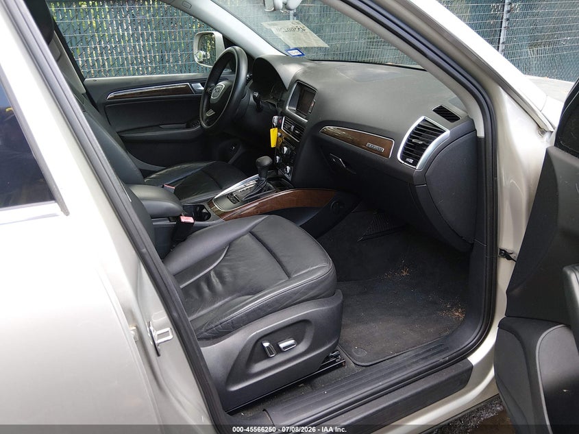 2013 Audi Q5 VIN WA1CFAFP8DA054386 IAAI salvage auction — MECHANICAL, Clear (Virginia), sold $650 on 2026-07-12 (photo 5)