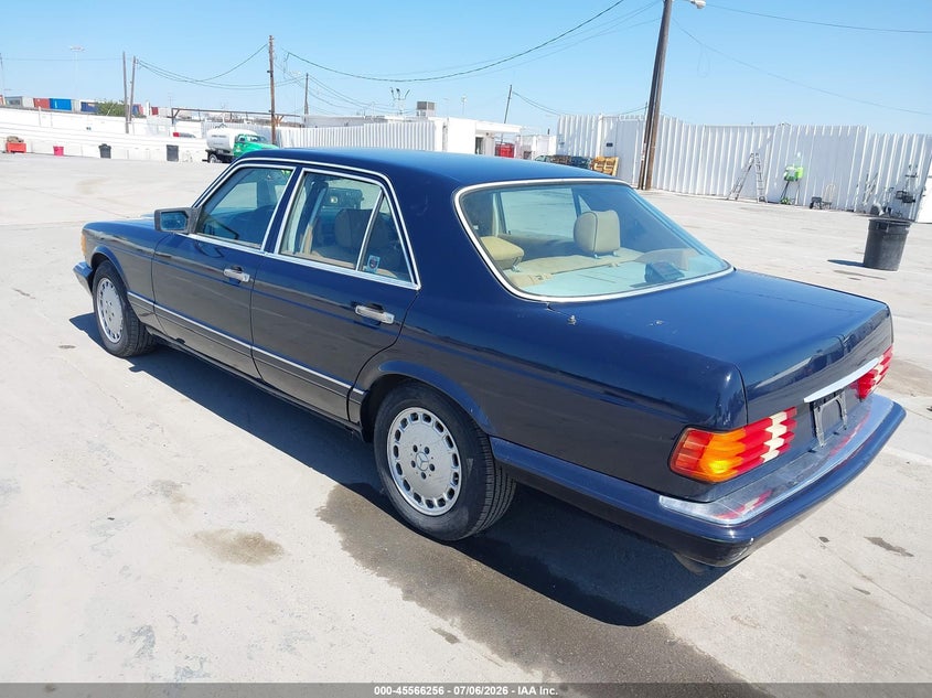 1990 Mercedes-benz 300 VIN WDBCA24D6LA505881 IAAI salvage auction — NORMAL WEAR, Clear - Dealer Only (California), sold $2,625 on 2026-07-15 (photo 3)