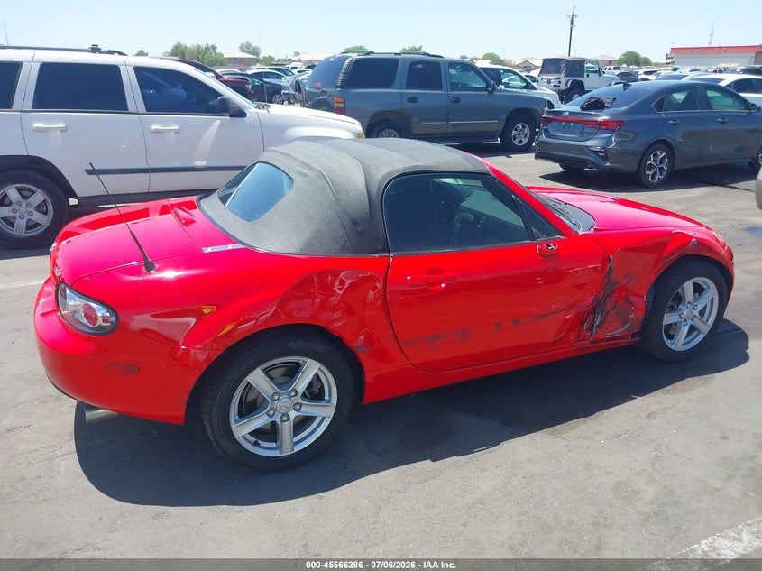 2006 Mazda Mx-5 VIN JM1NC25F460103713 IAAI salvage auction — RIGHT SIDE, Salvage (Arizona), sold $1,850 on 2026-07-28 (photo 6)