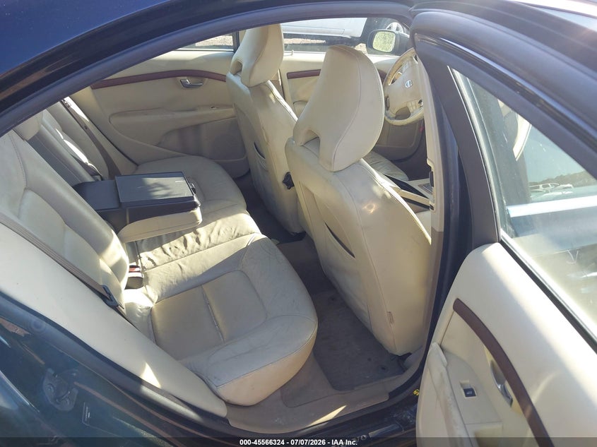 2008 Volvo S80 VIN YV1AS982381057981 IAAI salvage auction — FRONT END, Rebuildable (Florida), sold $375 on 2026-07-18 (photo 8)