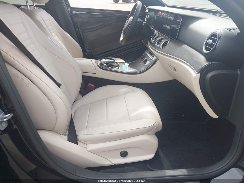 2018 Mercedes-benz E-klasse VIN WDDZF4JB0JA379127 IAAI salvage auction — FRONT END, Salvage Title, sold $9,700 on 2026-07-29 (photo 5)