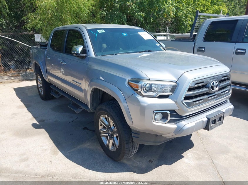 2017 Toyota Tacoma VIN 5TFEZ5CN7HX045245 IAAI salvage auction — NORMAL WEAR, Original (Texas), sold $17,800 on 2026-07-29 (photo 1)