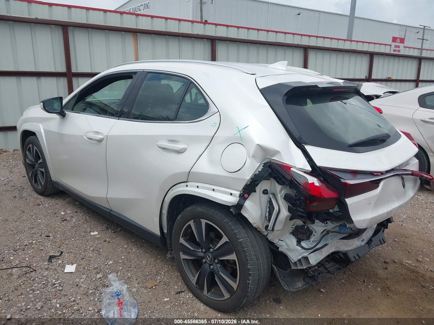 2022 Lexus Ux VIN JTHP3JBH3N2049816 IAAI salvage auction — REAR END, Wait Title, sold $9,600 on 2026-09-03 (photo 3)