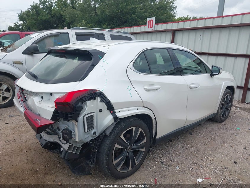 2022 Lexus Ux VIN JTHP3JBH3N2049816 IAAI salvage auction — REAR END, Wait Title, sold $9,600 on 2026-09-03 (photo 4)