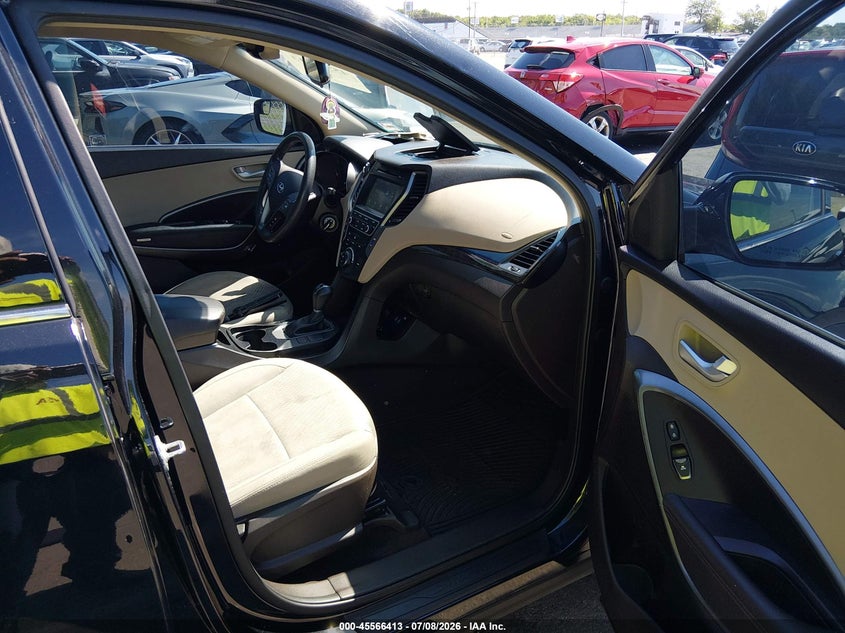 2017 Hyundai Santa fe VIN 5NMZU3LB0HH007424 IAAI salvage auction — NORMAL WEAR, Clear (New Jersey), sold $1,750 on 2026-07-10 (photo 5)