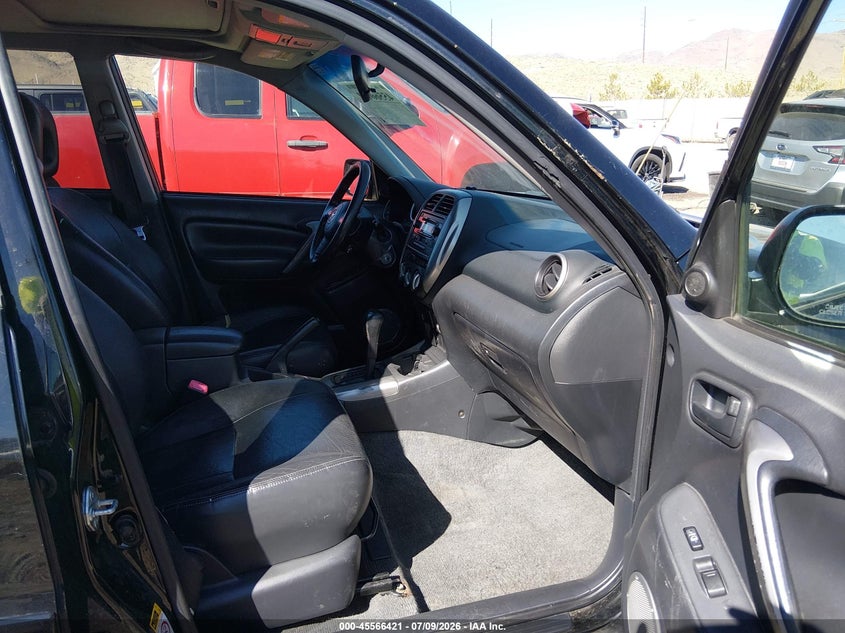 2005 Toyota Rav4 VIN JTEHD20V450044214 IAAI salvage auction — REAR END, Salvage (Nevada), sold $1,200 on 2026-07-24 (photo 5)