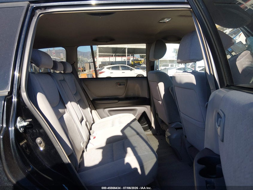 2003 Toyota Highlander VIN JTEGD21A730066874 IAAI salvage auction — NORMAL WEAR, Clear - Dealer Only (California), sold $200 on 2026-07-29 (photo 8)