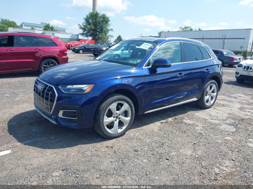 2021 Audi Q5 VIN WA1BAAFY2M2018500 IAAI salvage auction — ROOF, Salvage Title, sold $11,400 on 2026-08-02 (photo 2)