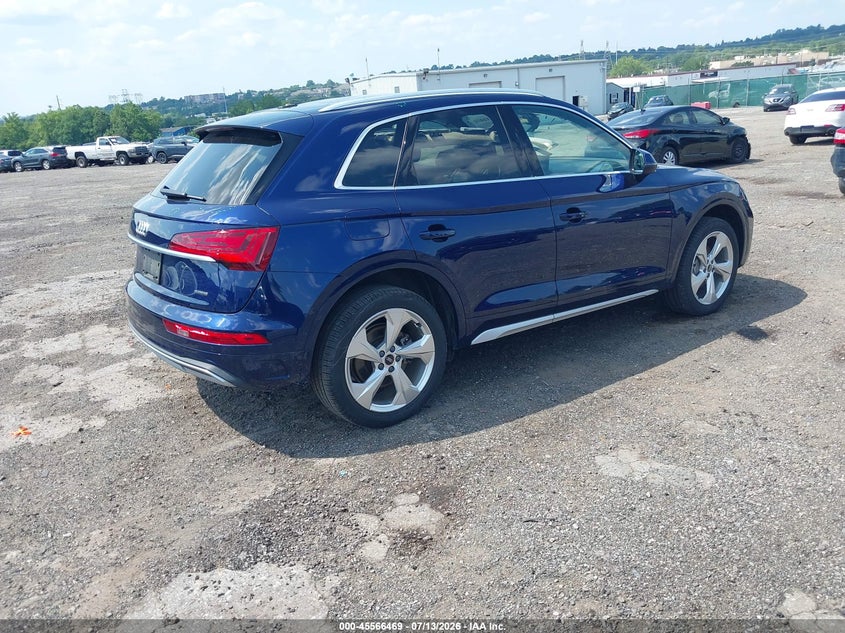2021 Audi Q5 VIN WA1BAAFY2M2018500 IAAI salvage auction — ROOF, Salvage Title, sold $11,400 on 2026-08-02 (photo 4)