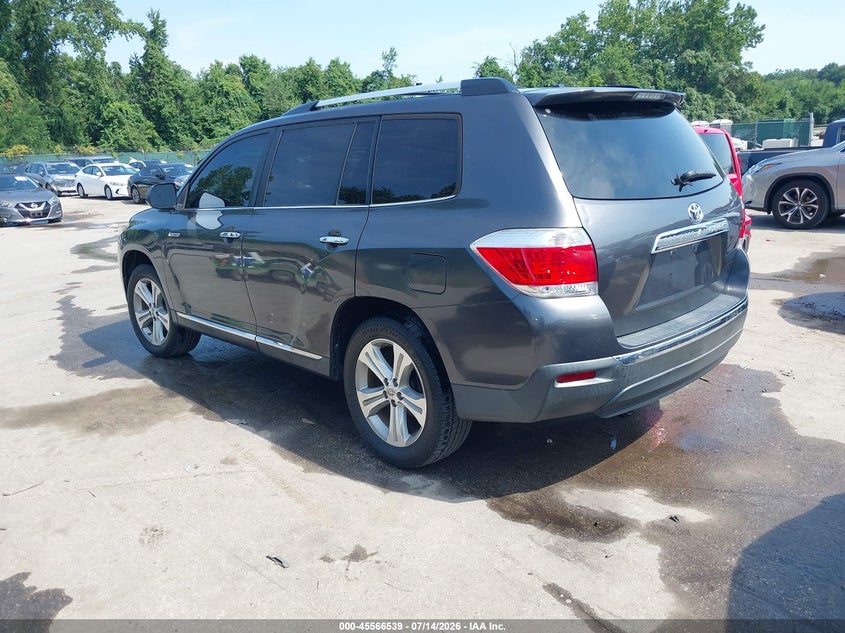 2013 Toyota Highlander VIN 5TDDK3EH5DS262238 IAAI salvage auction — NORMAL WEAR, Clear-Dealer Only (Kentucky), sold $5,900 on 2026-07-16 (photo 3)