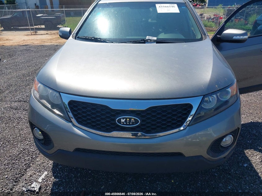 2013 Kia Sorento VIN 5XYKU3A6XDG385004 IAAI salvage auction — NORMAL WEAR, Clear (South Carolina), sold $800 on 2026-07-11 (photo 6)