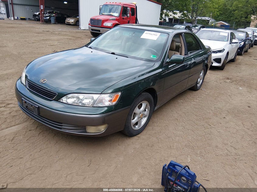 1999 Lexus Es 300 VIN JT8BF28G7X5053231 IAAI salvage auction — NORMAL WEAR, Clear (Virginia), sold $425 on 2026-07-23 (photo 2)