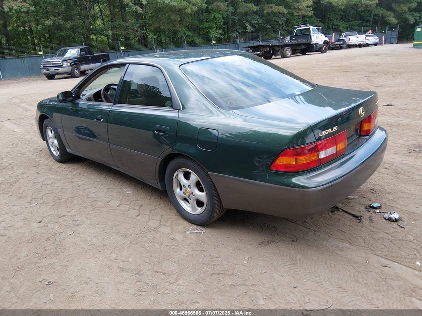 1999 Lexus Es 300 VIN JT8BF28G7X5053231 IAAI salvage auction — NORMAL WEAR, Clear (Virginia), sold $425 on 2026-07-23 (photo 3)