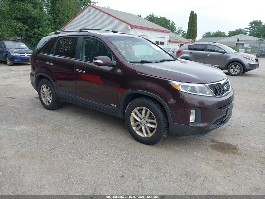 2014 Kia Sorento VIN 5XYKTCA62EG506578 IAAI salvage auction — NORMAL WEAR, Original (Maine), sold $725 on 2026-07-10 (photo 1)